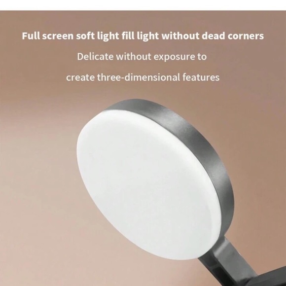 🍀New Merkury Innovations- Desktop Phone Stand with Light and Charger Dock - Picture 7 of 12